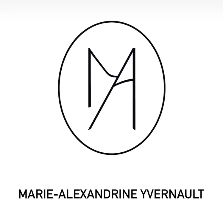 May Marie-Alexandrine Yvernault est une marque déposée par EURL MARIE-ALEXANDRINE YVERNAULT