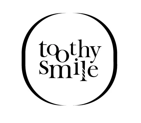 Toothy Smile est une marque déposée par TOOTHY SMILE