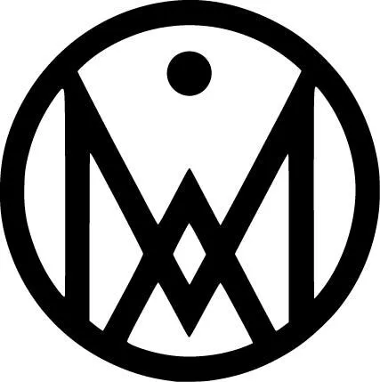 M est une marque déposée par MYTHWEAVE