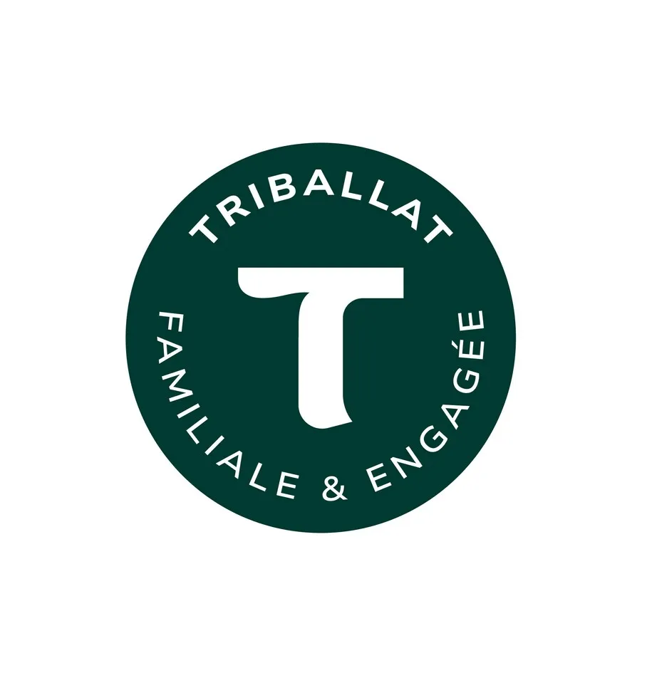T Triballat Familiale & Engagee est une marque déposée par LAITERIES H. TRIBALLAT (L.H.T.)