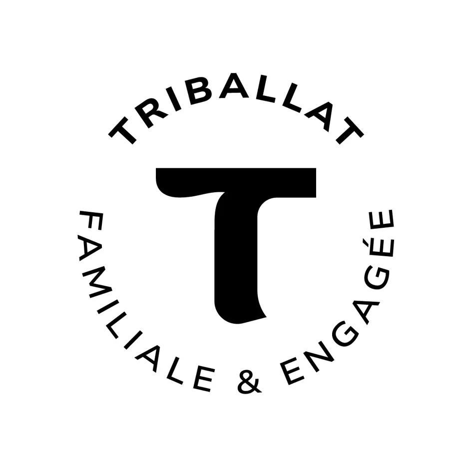 T Triballat Familiale & Engagee est une marque déposée par LAITERIES H. TRIBALLAT (L.H.T.)