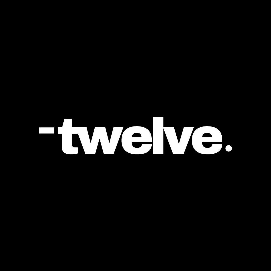 -Twelve. est une marque déposée par TWELVE