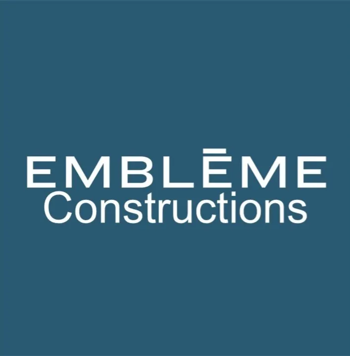 Embleme Constructions est une marque déposée par EMBLEME CONSTRUCTIONS