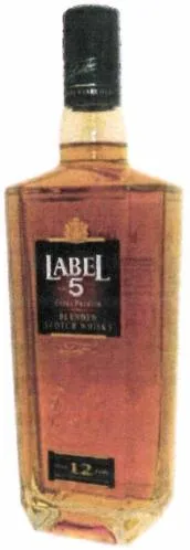 Label 5 est une marque déposée par SOC VINS ET SPIRITUEUX LA MARTINIQUAISE (LM-CIE MARTIQUINAISE IMPORTATION CMI)