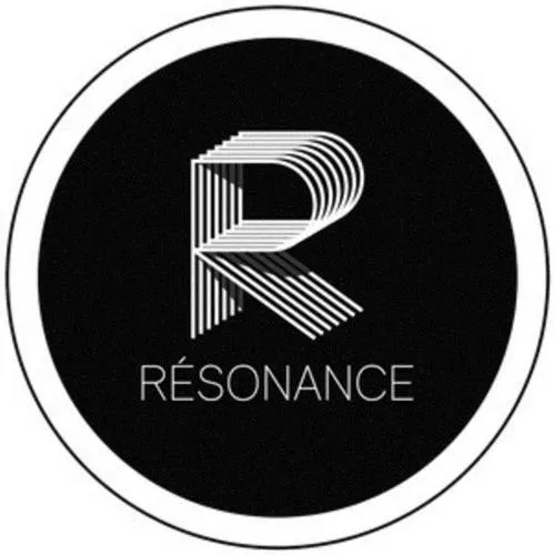 R Resonance est une marque déposée par SOCIETE GESTION HOTELIERE PARIS SACLAY
