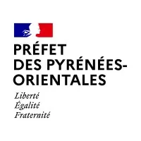 Voici le logo de la marque DIRECTION DES SERVICES DEPARTEMENTAUX DE L EDUCATION NATIONALE DES PYRENEES ORIENTALES (DSDEN) qui représente son identité graphique.