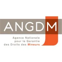 Voici le logo de la marque AGENCE NATIONALE POUR LA GARANTIE DES DROITS DES MINEURS (ANGDM) qui représente son identité graphique.