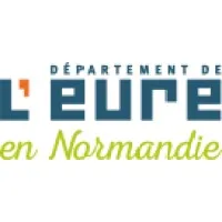 Voici le logo de la marque COLLEGE PIERRE CORNEILLE qui représente son identité graphique.