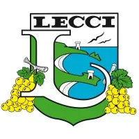 Voici le logo de la marque COMMUNE DE LECCI qui représente son identité graphique.