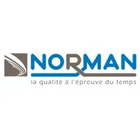 Voici le logo de la marque NORMANDIE MANUTENTION (NORMAN) qui représente son identité graphique.