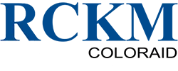 Voici le logo de la marque RCKM qui représente son identité graphique.