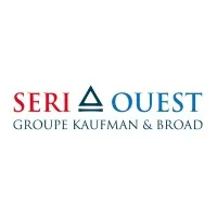 Voici le logo de la marque KAUFMAN & BROAD OUEST qui représente son identité graphique.