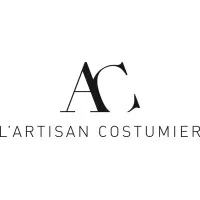 L'ARTISAN COSTUMIER (MAIS TUNIQ ARTIS COSTU GERIN ARTIS COSTU) logo