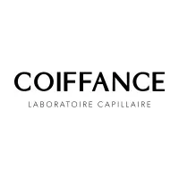 Voici le logo de la marque COSMECARE LAB (ELPECE) qui représente son identité graphique.