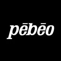 Voici le logo de la marque PEBEO qui représente son identité graphique.