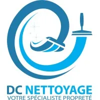 D C NETTOYAGE logo