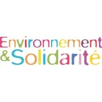 Voici le logo de la marque ENVIRONNEMENT ET SOLIDARITE qui représente son identité graphique.