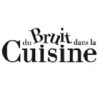 Voici le logo de la marque DU BRUIT DANS LA CUISINE qui représente son identité graphique.