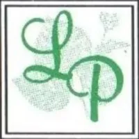 Voici le logo de la marque SAS LEFEVRE PAYSAGE qui représente son identité graphique.