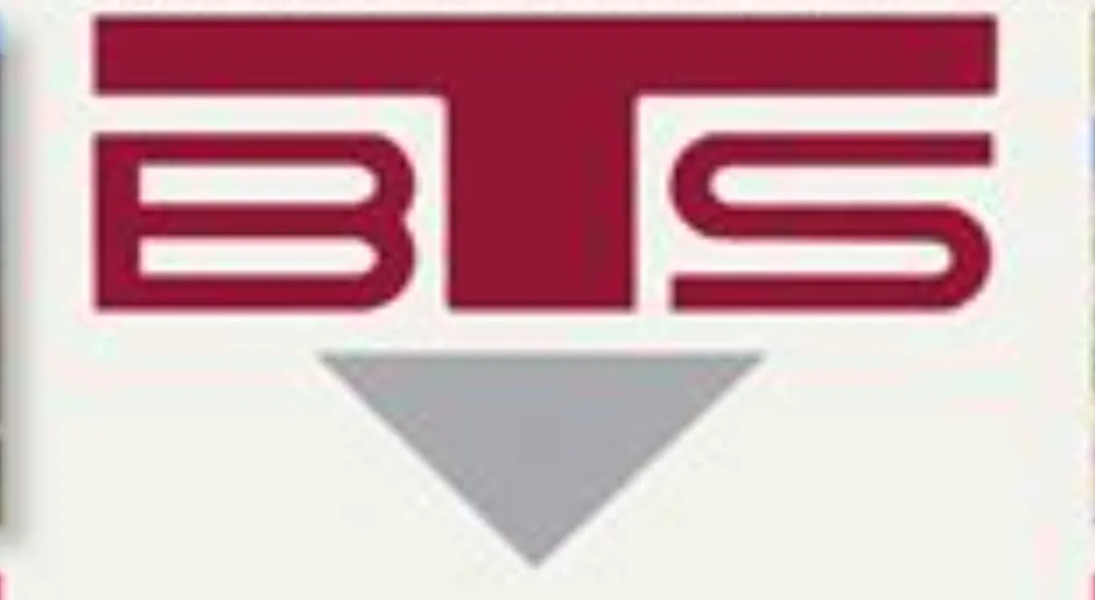 Voici le logo de la marque BRIVADOISE DE TRAITEMENT DE SURFACES (BTS SA) qui représente son identité graphique.