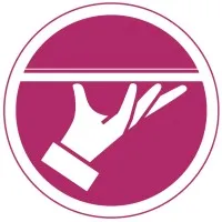SUR UN PLATEAU logo