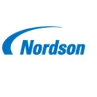 Voici le logo de la marque NORDSON CORPORATION qui représente son identité graphique.
