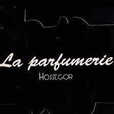 LA PARFUMERIE logo