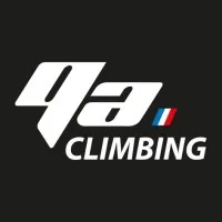 9 A CLIMBING logo