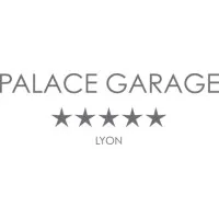 PALACE GARAGE logo
