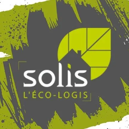 SOLIS CONSTRUCTION logo