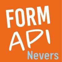 Voici le logo de la marque FORMAPI NEVERS qui représente son identité graphique.