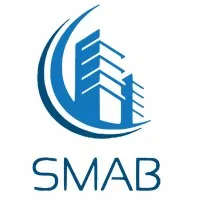 Voici le logo de la marque SOLAIRE MENUISERIE ALUMINIUM BAYLES (SMAB) qui représente son identité graphique.