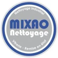 Voici le logo de la marque MIXAO NETTOYAGE qui représente son identité graphique.