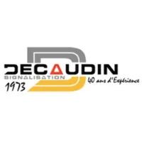 Voici le logo de la marque DECAUDIN SIGNALISATION (TSO) qui représente son identité graphique.