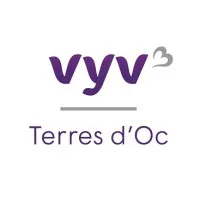 Voici le logo de la marque VYV3 TERRES D'OC (VYV3 TO) qui représente son identité graphique.