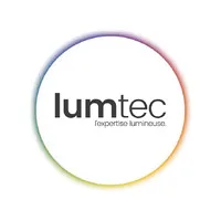 Voici le logo de la marque LUMTEC qui représente son identité graphique.