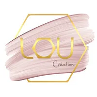 Voici le logo de la marque LOU CREATION qui représente son identité graphique.