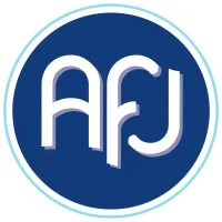 GO SEE & DO logo