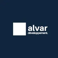 Voici le logo de la marque ALVAR DEVELOPPEMENT qui représente son identité graphique.