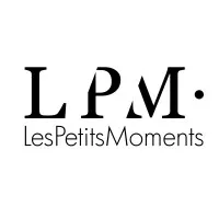 LES PETITS MOMENTS logo