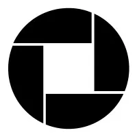 CAMERA CREW logo