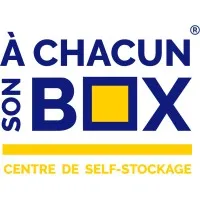 Voici le logo de la marque A CHACUN SON BOX DEVELOPPEMENT qui représente son identité graphique.