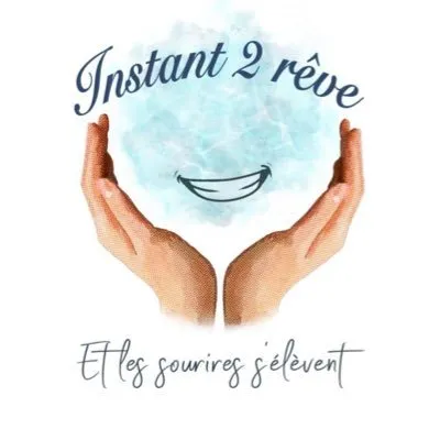 Voici le logo de la marque INSTANT 2 REVE qui représente son identité graphique.