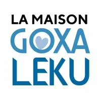Voici le logo de la marque LA MAISON GOXA LEKU qui représente son identité graphique.