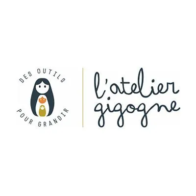 LA PETITE CAZELLE logo