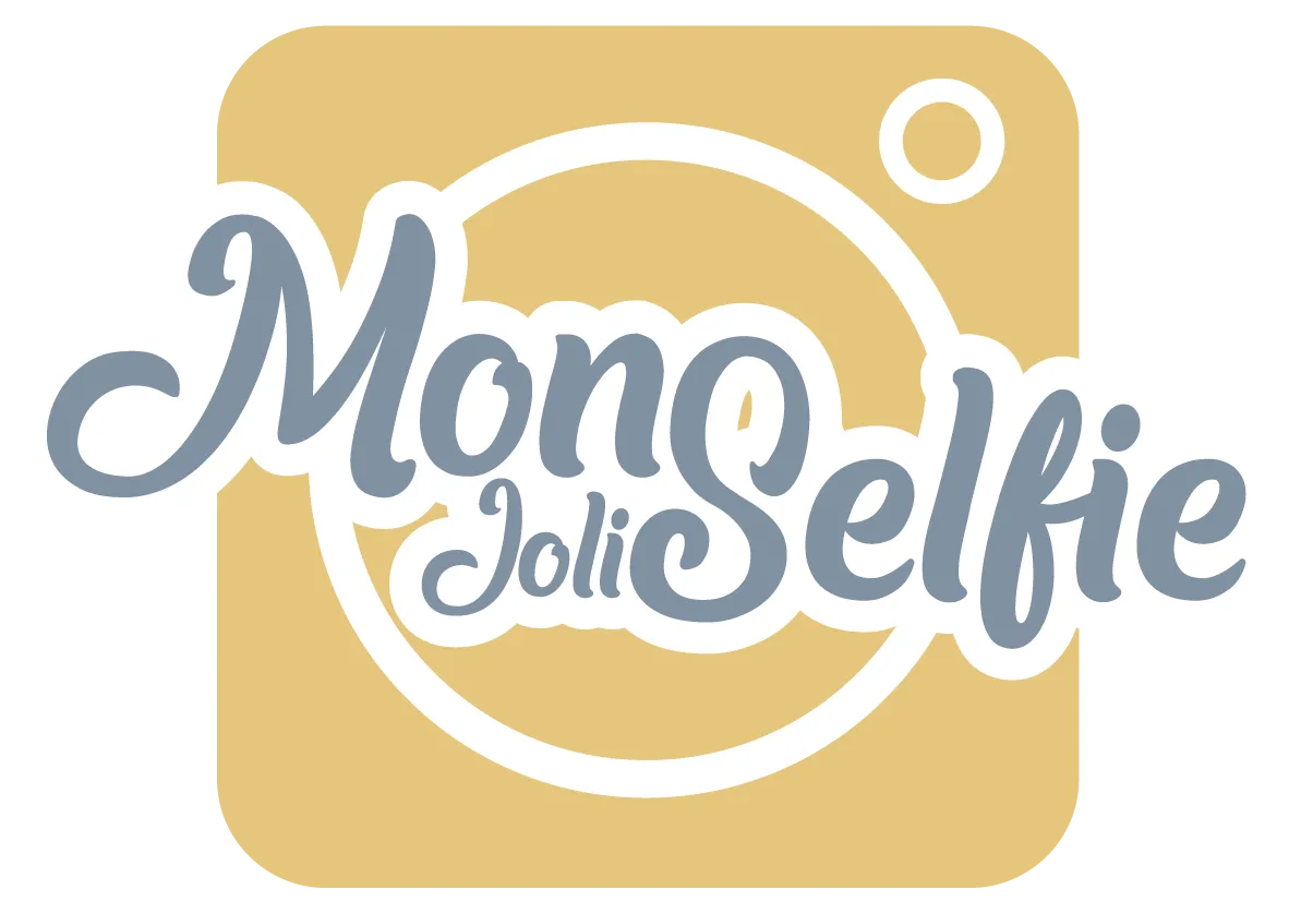 MON JOLI SELFIE logo