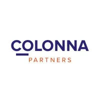 Voici le logo de la marque COLONNA PARTNERS qui représente son identité graphique.