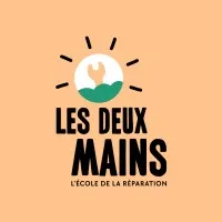 LES DEUX MAINS logo