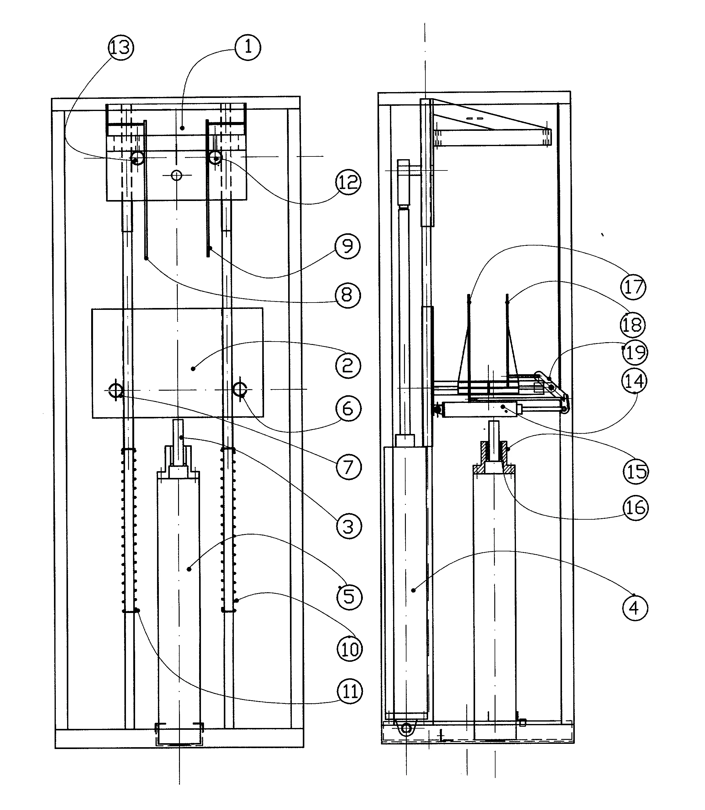 Machine de retreint de pieces souples annulaires