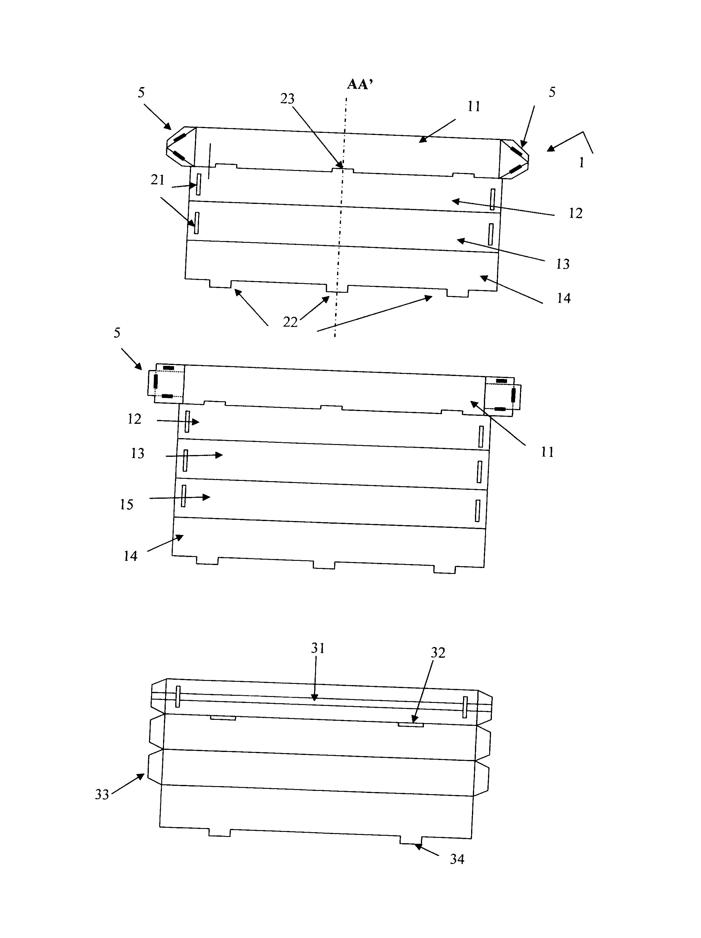 Feuille cartonnee predecoupee realisant apres pliage et fermeture par encliquetage un fourreau d'emballage a embout de protection integre